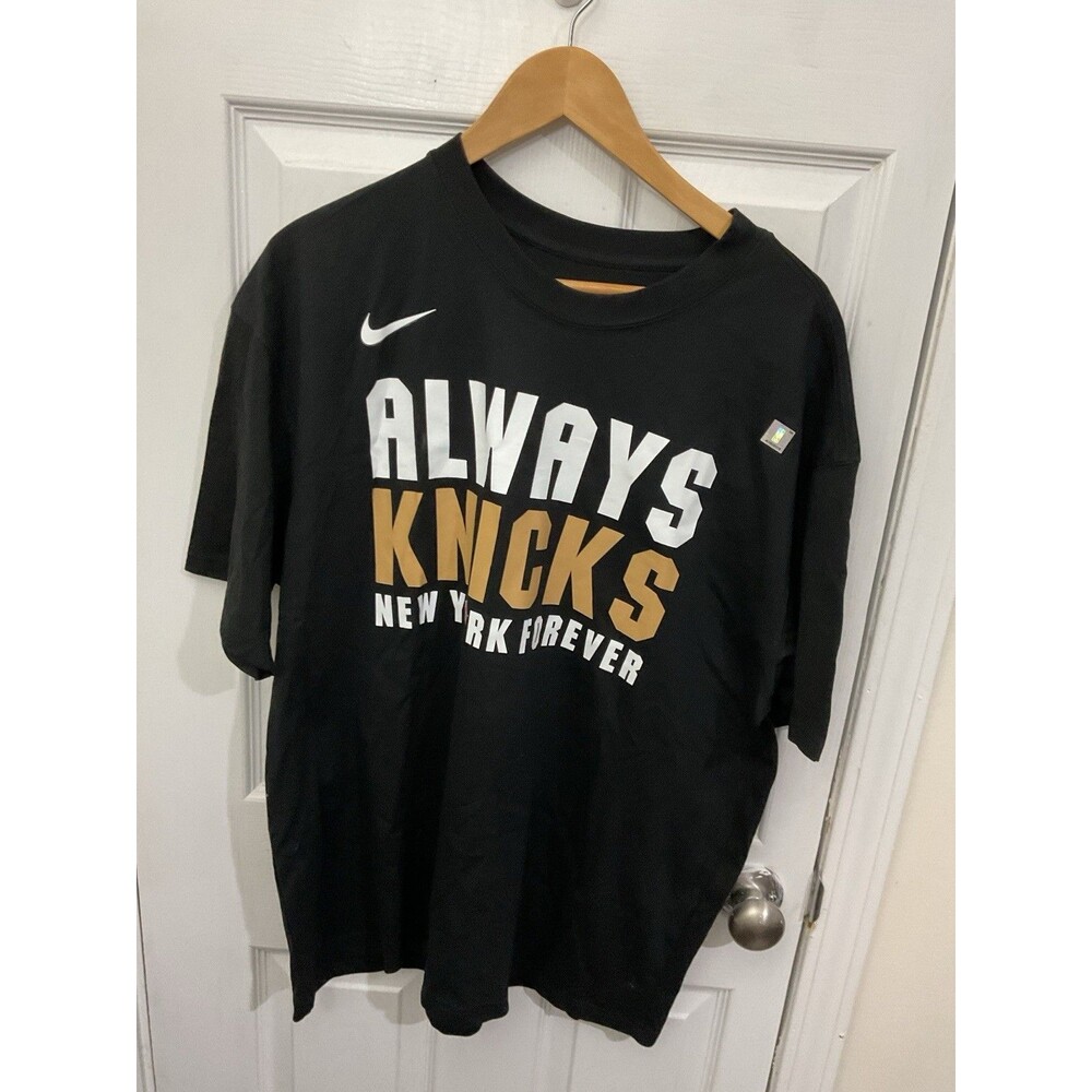 New York Knicks 2026 NBA Champions Always Knicks Roster T-Shirt Size Large New